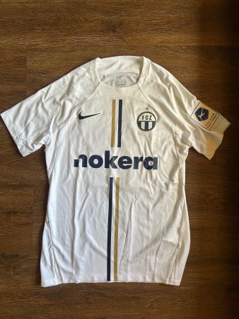 Spielertrikot von Jonathan Okita