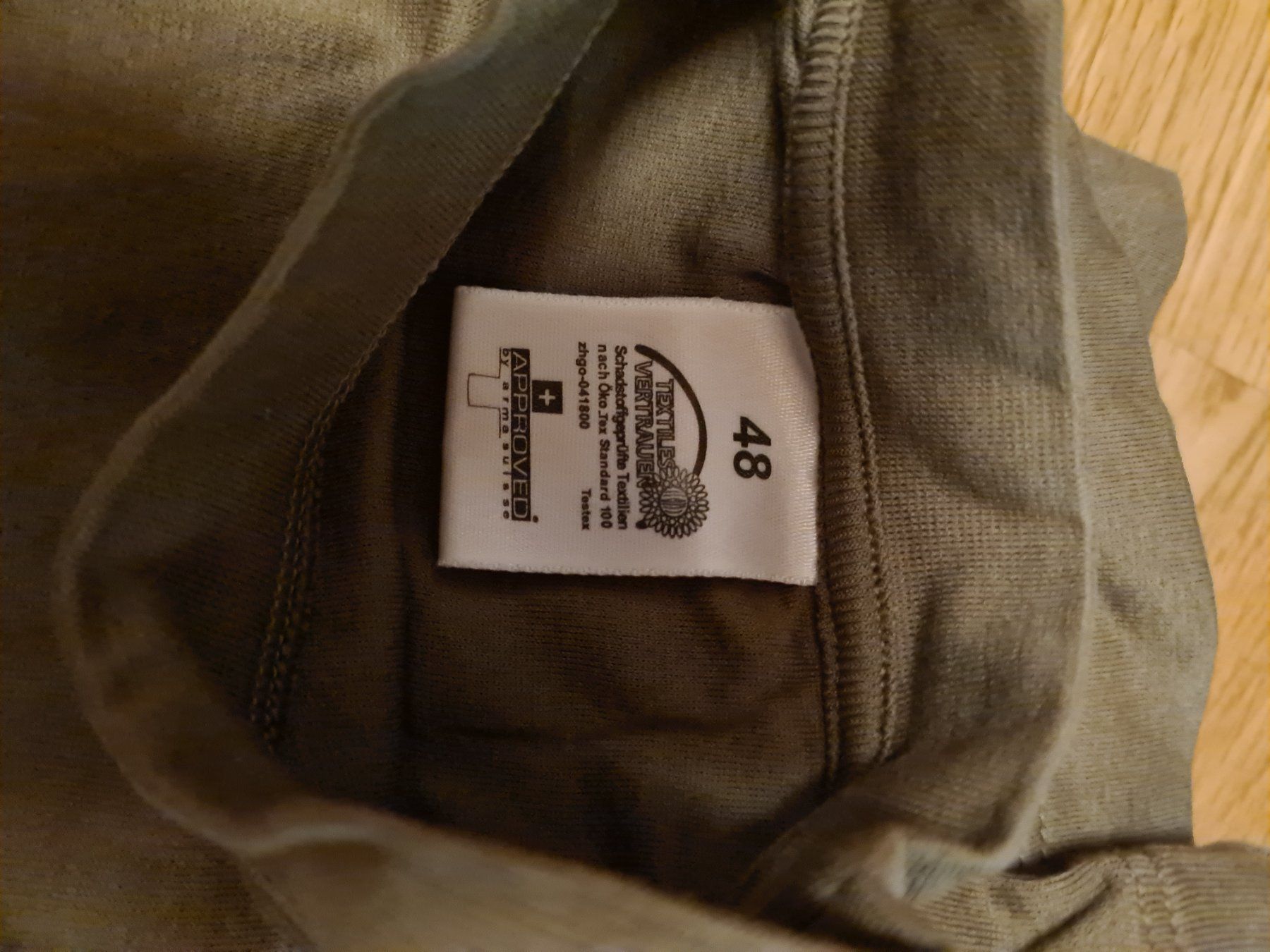 Schweizer Armee T-shirt: T-Shirts Schweizer Armee / 4 Stück NEU – Nuovo (secondo la descrizione) da Ruswil venduto da LeaK02 3