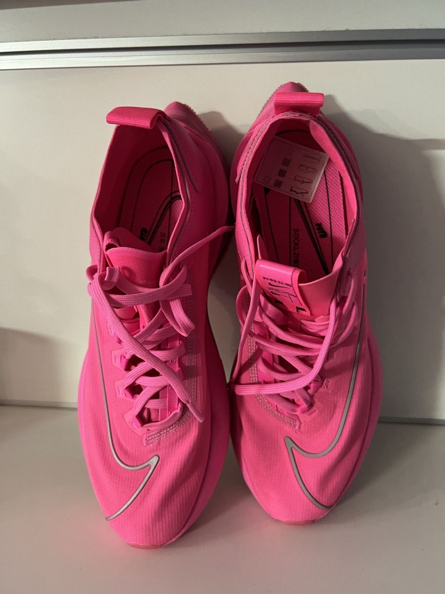 Nike Damenschuhe: Nike Sportschuhe Gr.41 – Gebraucht aus zürich von kira.jj 3
