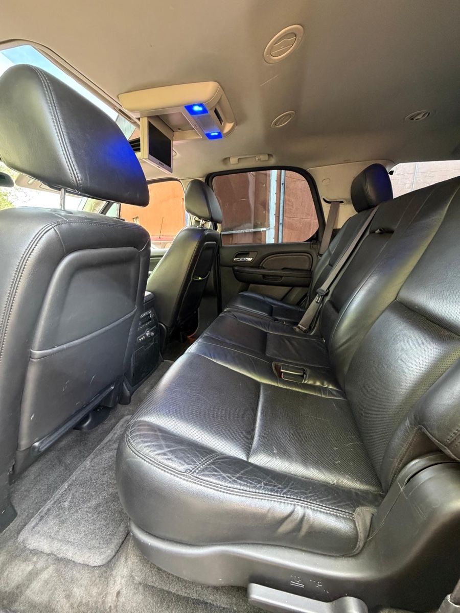 Cadillac Autos: Cadillac Escalade 6.2 V8 4x4 – D'occasion à Spreitenbach par alf_y7v5 6