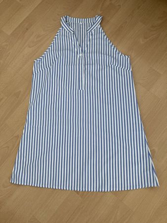 Günstiges neues Strandkleid
