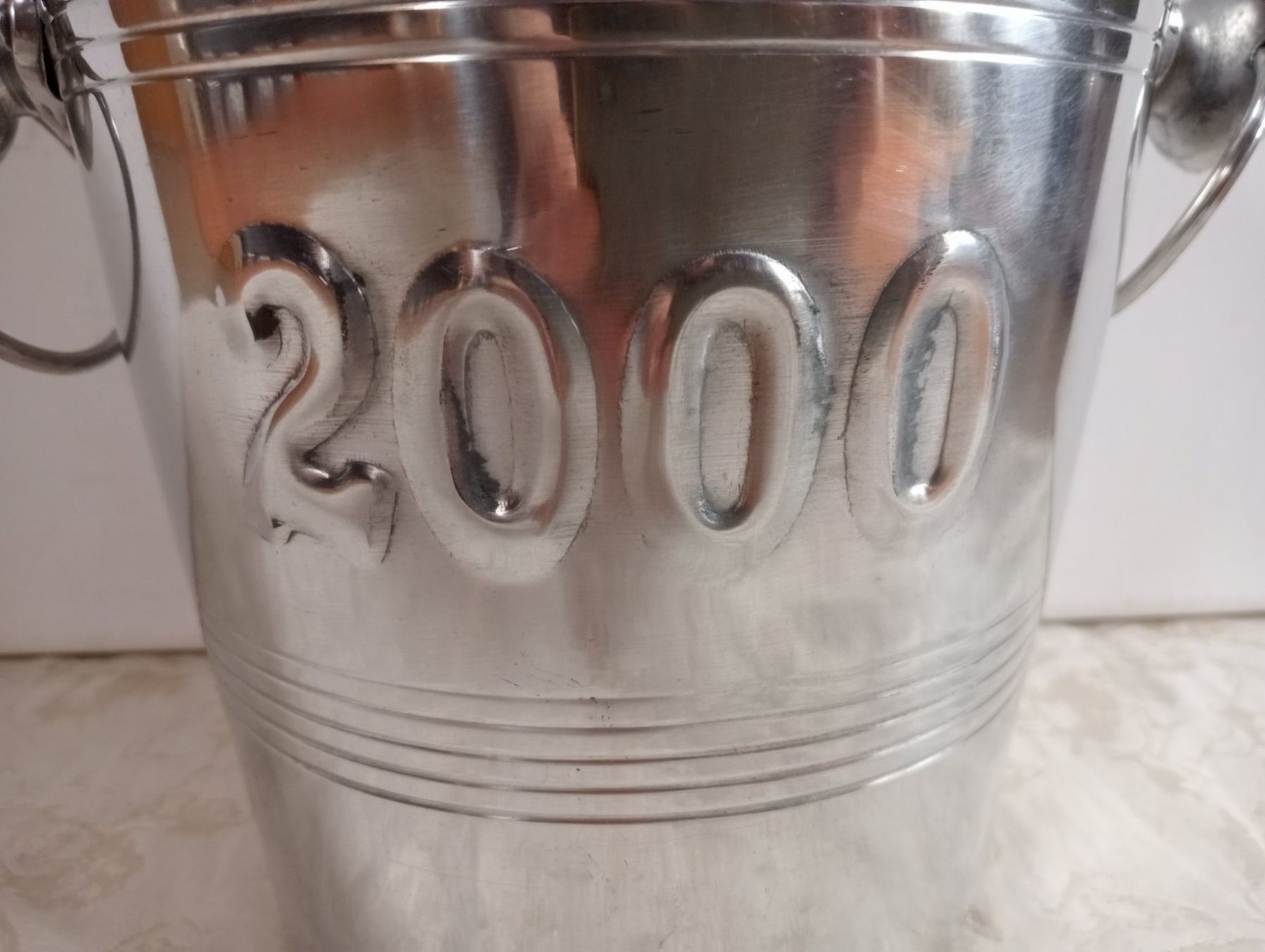 Altro: Millenium 2000 Champagnerkühler Sektkühler 487 Gramm Metall – Usato da Oberdorf BL venduto da Barocki888 1