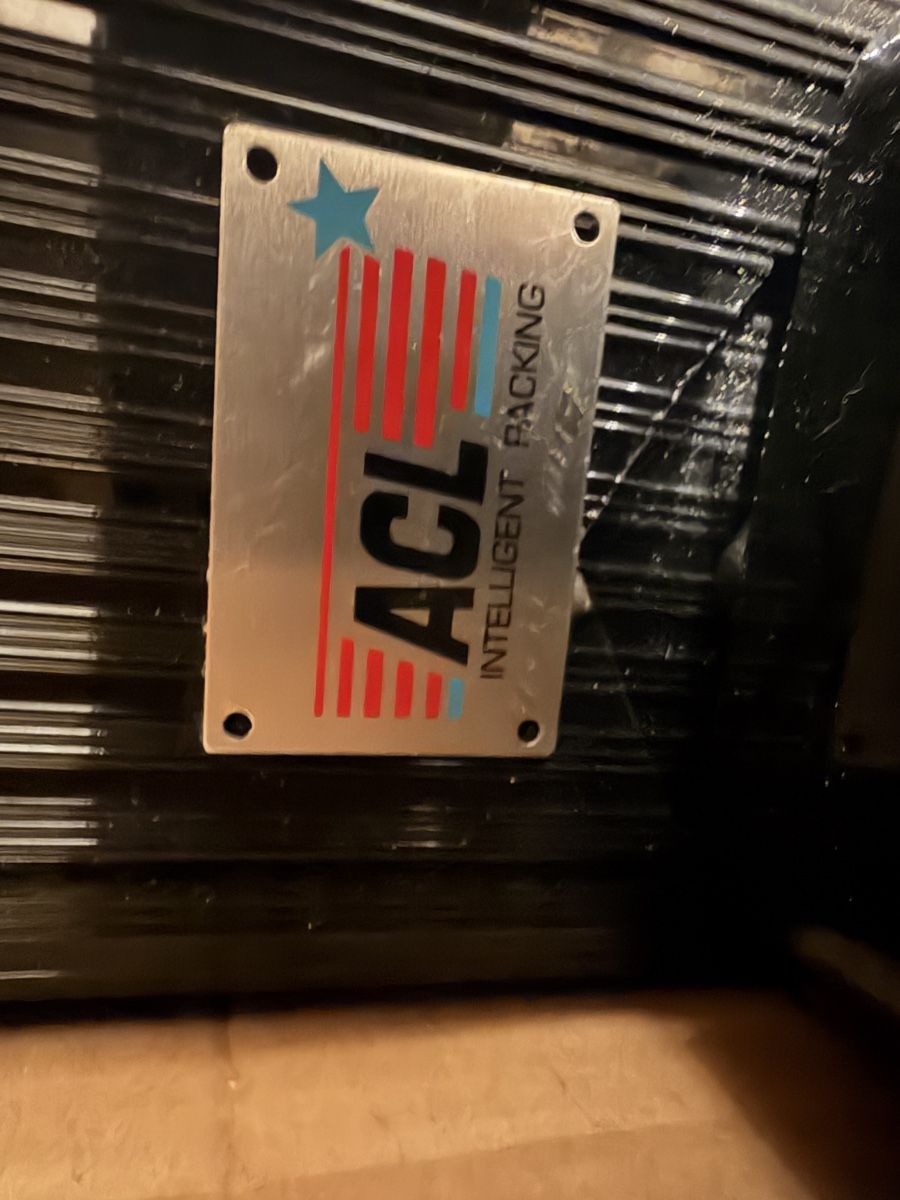 Supporti a parete: TV Lift / ACL Intelligent Packing System – Usato da St. Gallenkappel venduto da Hannes81.