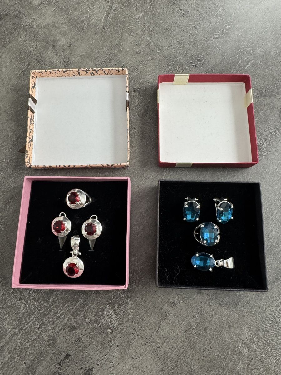 Sonstiger Schmuck: 2 Schmucksets in rot & blau NEU – Neu (gemäss Beschreibung) aus Grenchen von servet.t