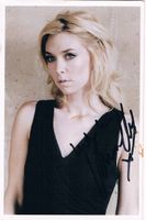 Vanessa Kirby Autogramm signiert Foto 10x15cm