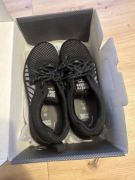 Scarpe da uomo: Chaussures de sécurité ? Pointure 38 – Usato da Genève venduto da hak_tp7m 4