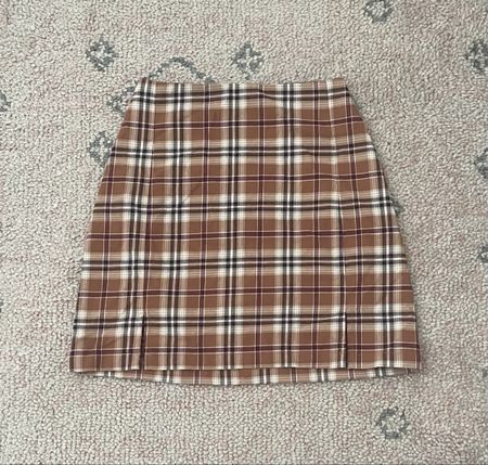 Brandy Melville Mini Rock / Skirt