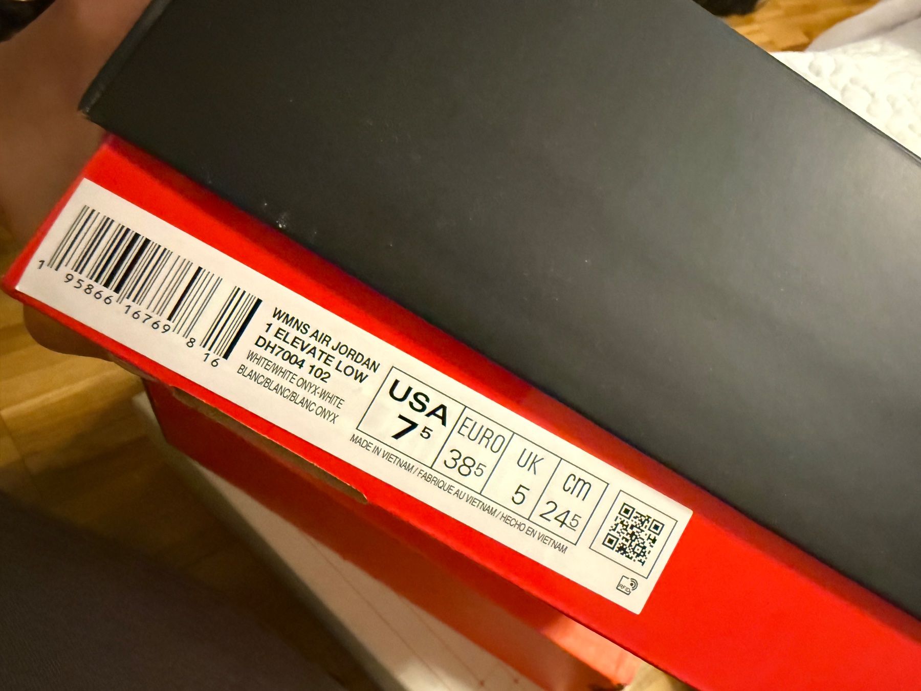 Nike Scarpe da donna: Nike Jordan taille 38.5 – Usato da Les Avanchets venduto da NR07 5