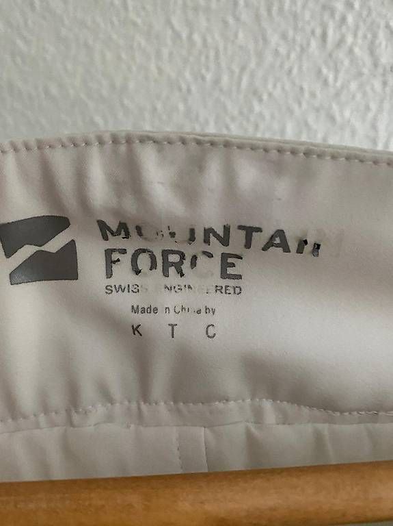 Sci: Mountainforce Herren Skihise weiss – Usato da Rüschlikon venduto da Sanna06 2