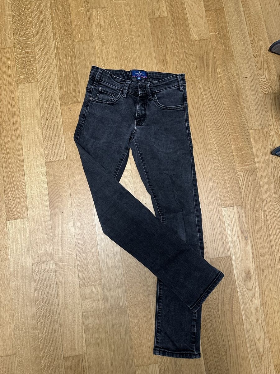 Levi's Lotti & Set di vestiti: Kleider Set Jungs 152 – Usato da Hinwil venduto da BMW-M-E60 2