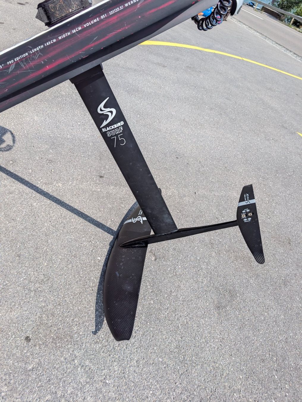 Surfboards & Schwimmbrette: Simmer Blackbird 1600ccm Wingfoil – Gebraucht aus Sachseln von Waschbaer84