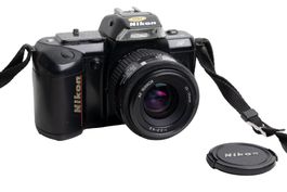 Nikon F-401 Kamera + AF Nikkor 35-70mm Objektiv