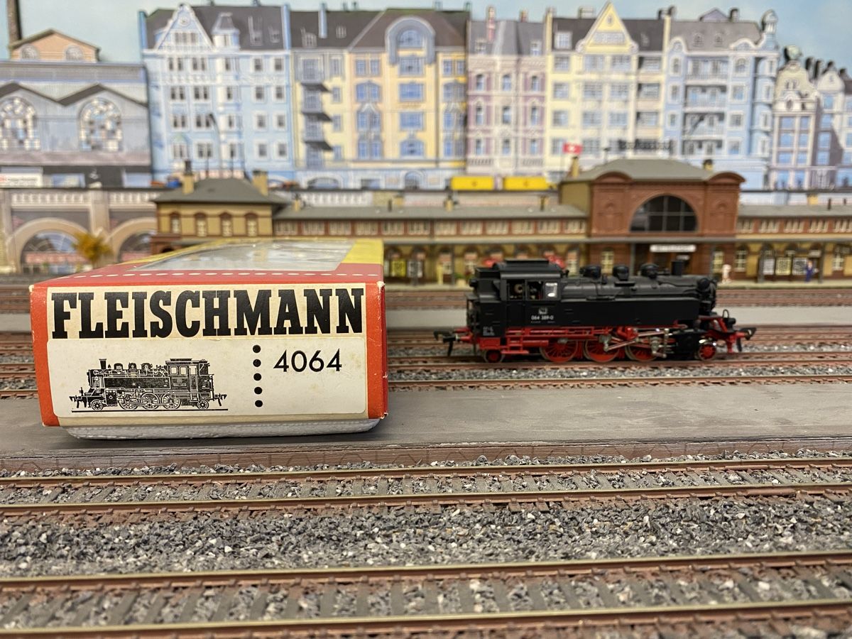 Fleischmann Modelleisenbahnen: Fleischmann 4064 Dampflok – Gebraucht aus Glattpark (Opfikon) von anywaya23 1