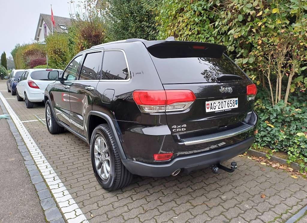 Automobili: Jeep Grand Cherokee – Usato da Sisseln AG venduto da eightfoureight 3