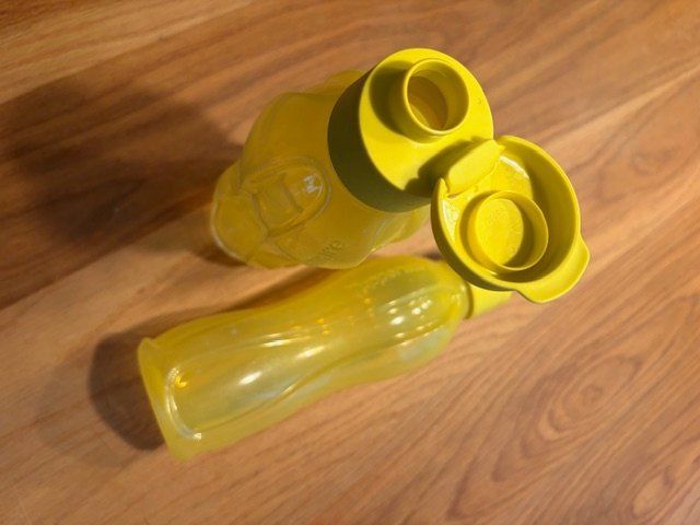 Tupperware Borracce & Thermos: 2 x 0.5 Liter Trinkflasche Tupperware gelb – Nuovo (secondo la descrizione) da Tennwil venduto da nando59 1