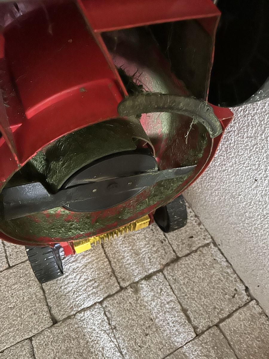 Wolf Garten Tagliaerba: Wolf A340 E Rasenmäher – Usato da Embrach venduto da Spinas 1