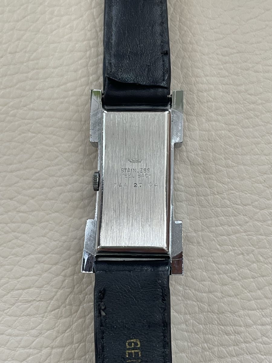 Fortis Orologi: Montre Fortis rectangulaire mécanique – Usato da Posieux venduto da Angeles82 2
