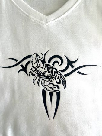 T‘Shirt mit Skorpionmotiv Gr. S (Unisex)
