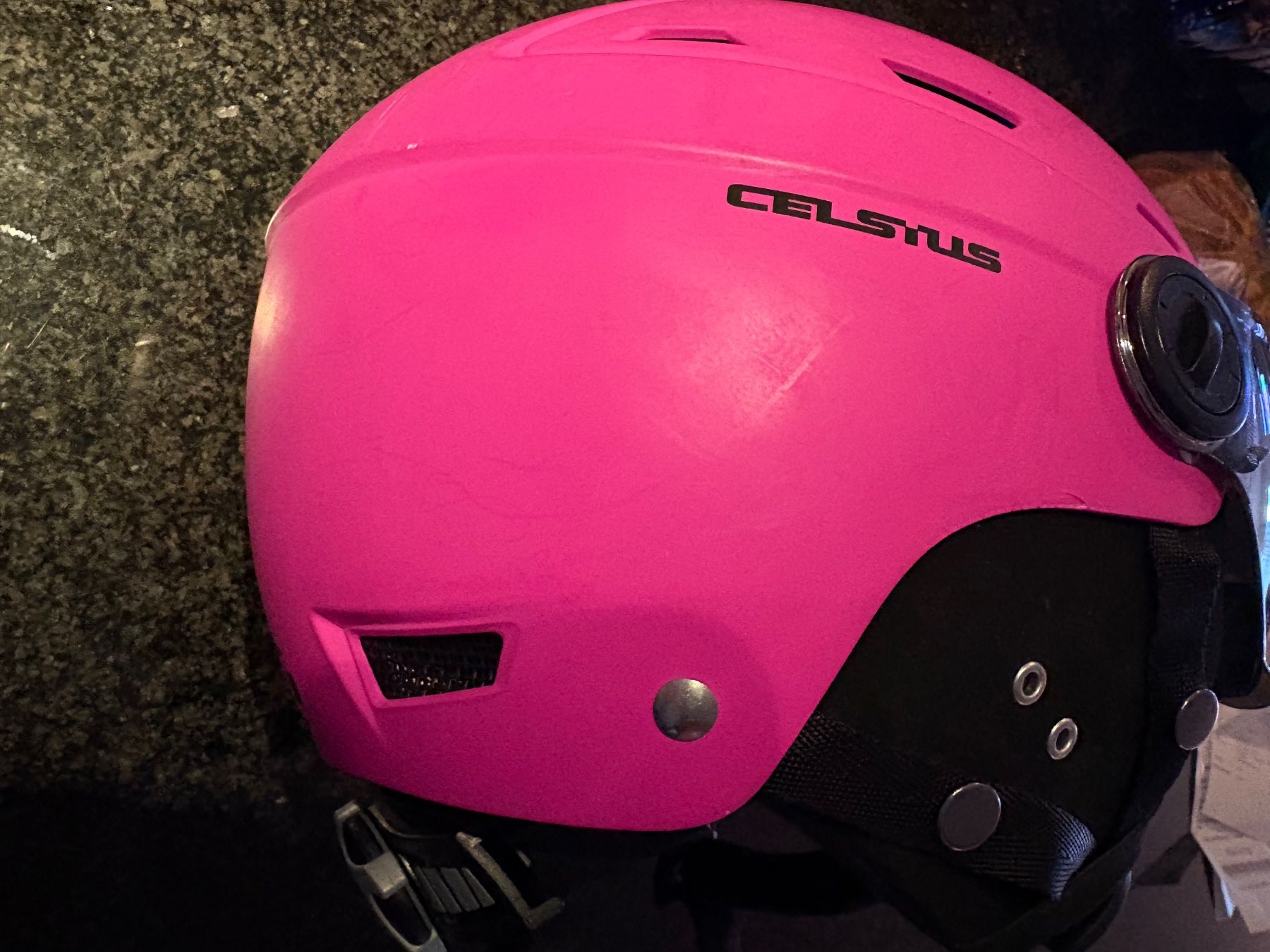 Caschi: Skihelm Celsius mit Visier pink – Usato da Schübelbach venduto da S1CH 2