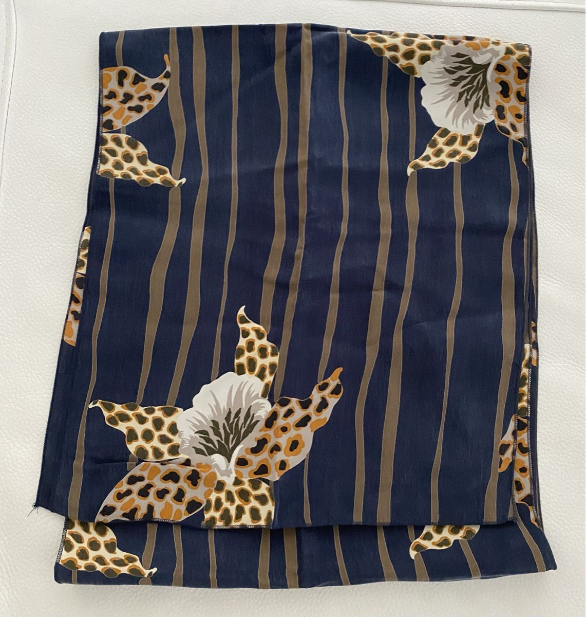 Foulard & Sciarpe: Seiden Schal 🌸 – Usato da Opfikon venduto da Luis144 5