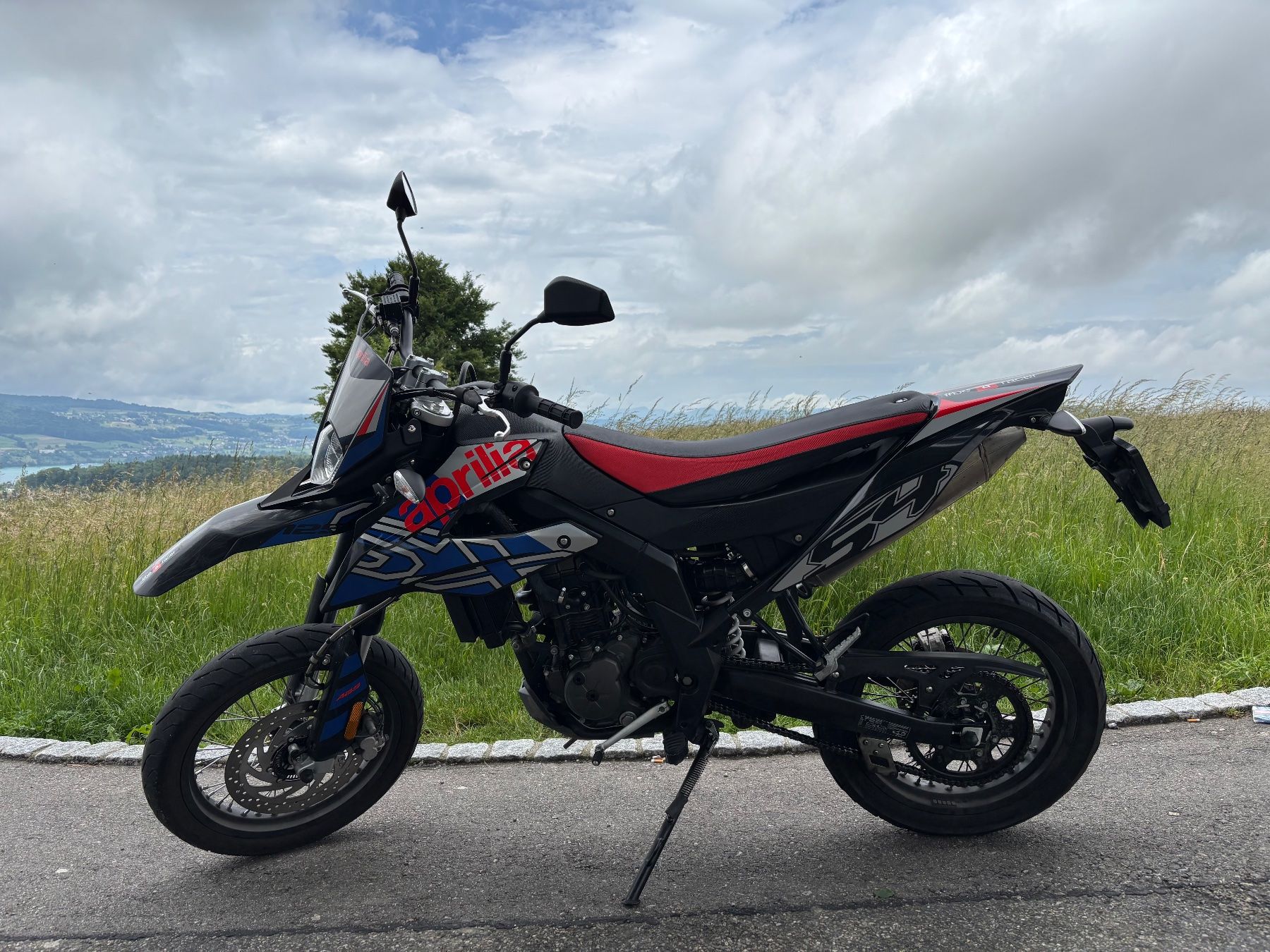 Aprilia Strada: Aprilia SX 125ccm – Usato da Sarmenstorf venduto da ale_g5hr