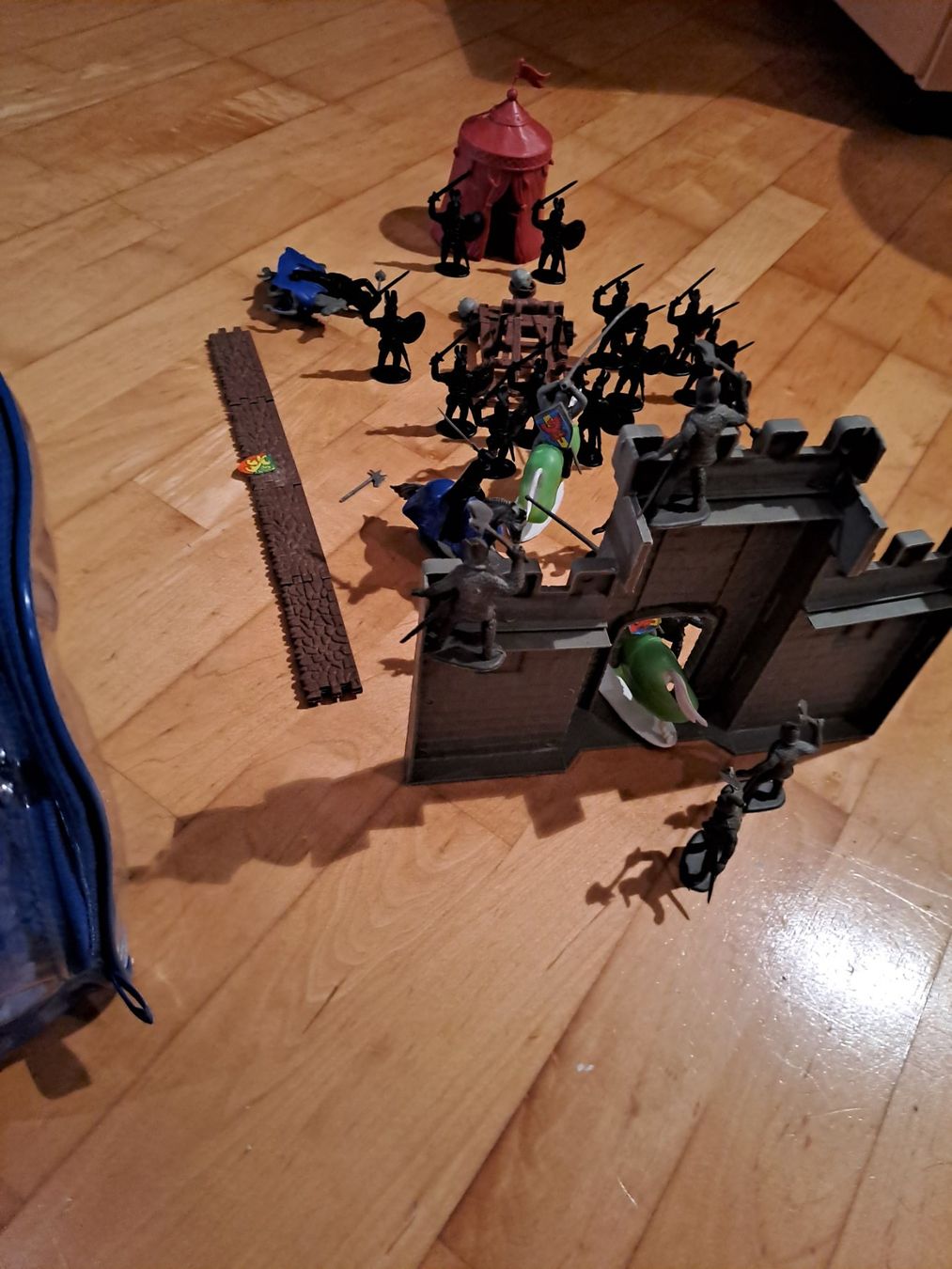 Giocattoli: Ritter Spielfiguren – Usato da Dottikon venduto da eri_v7sw 3