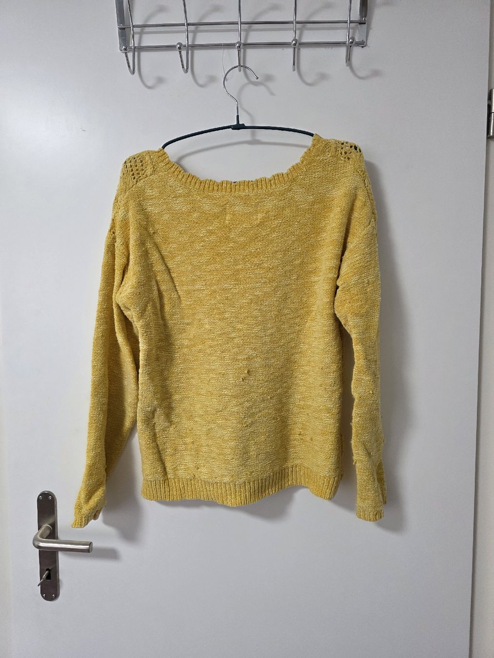 Pullover & Sweatshirts: Springfield yellow knit sweater S – Gebraucht aus Herrenschwanden von dnv_z25w 1