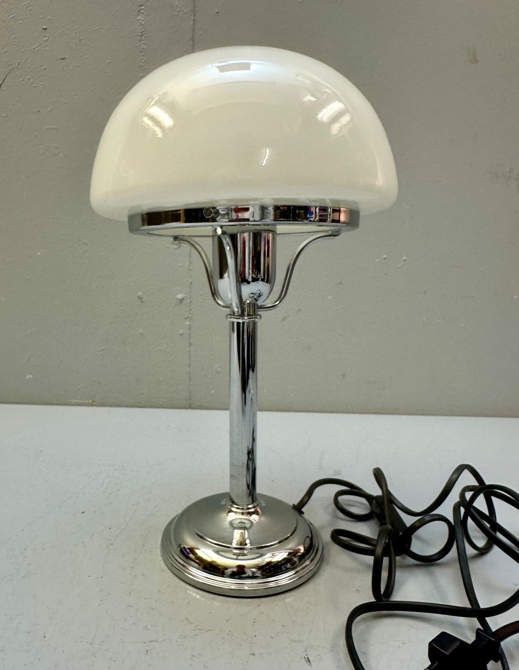 Lampen: TISCHLAMPE AB 1.-!!! – Gebraucht aus Zürich von NIKI777 7