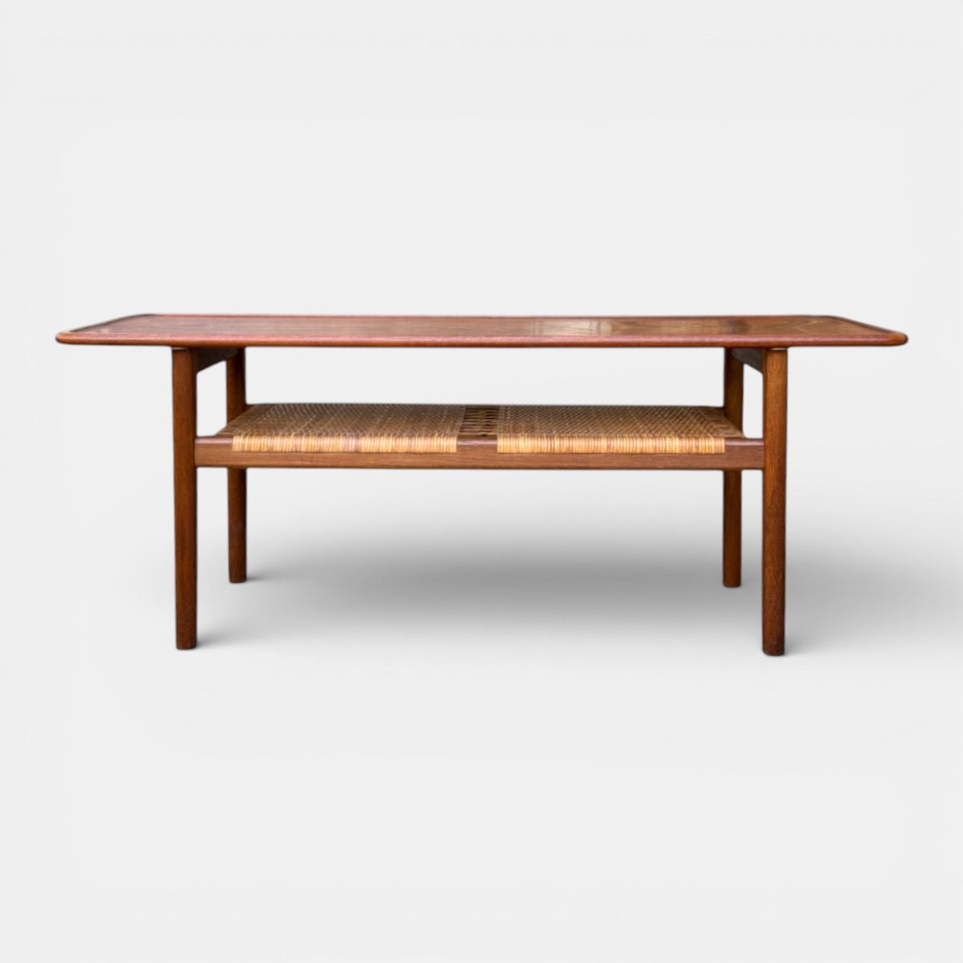 Tavoli: Salontisch Andreas Tuck AT10 // Hans Wegner – Usato da Schinznach-Dorf venduto da mix
