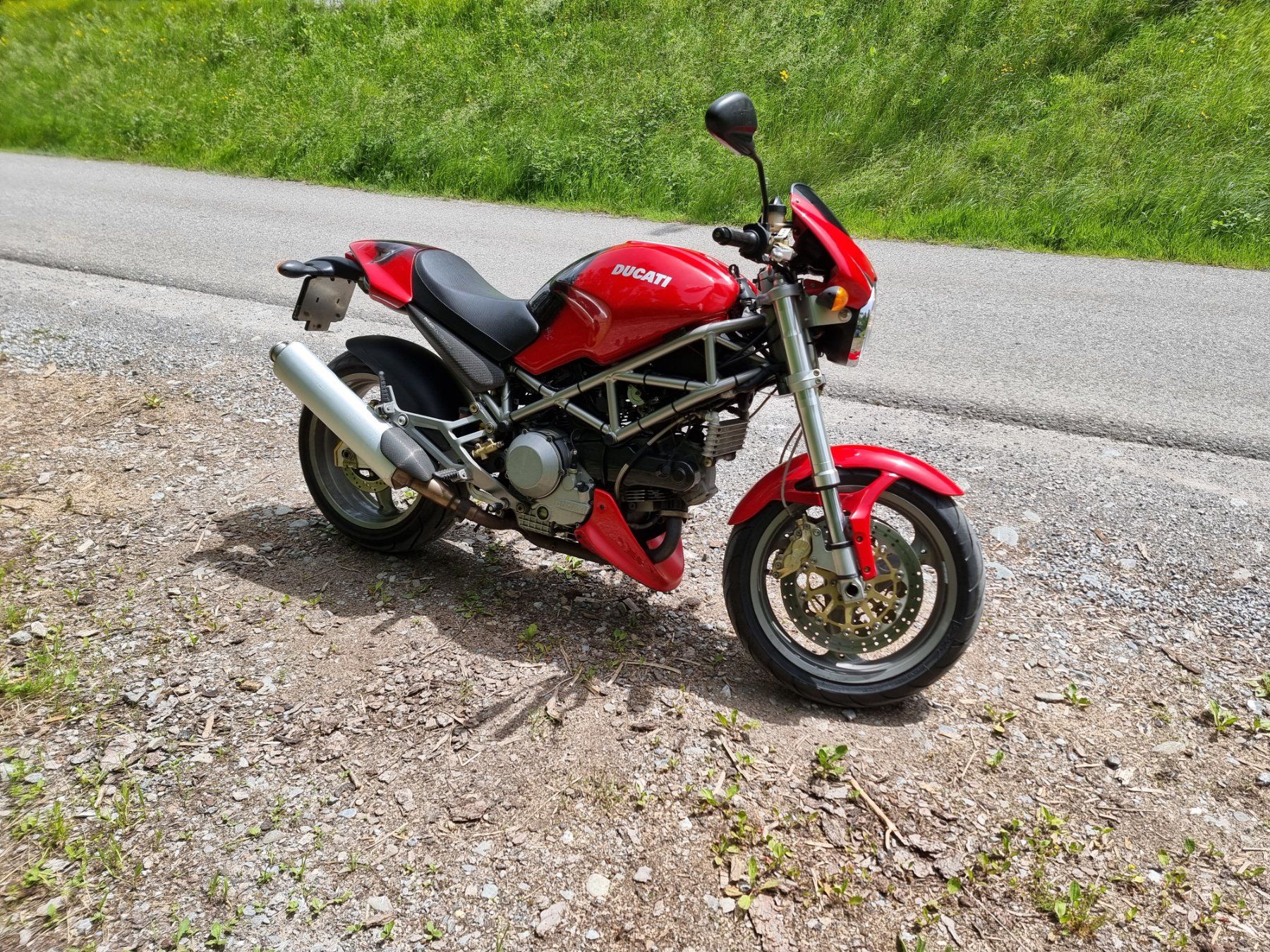Ducati Strada: Ducati Monster M1000 – Usato da Latterbach venduto da ruense