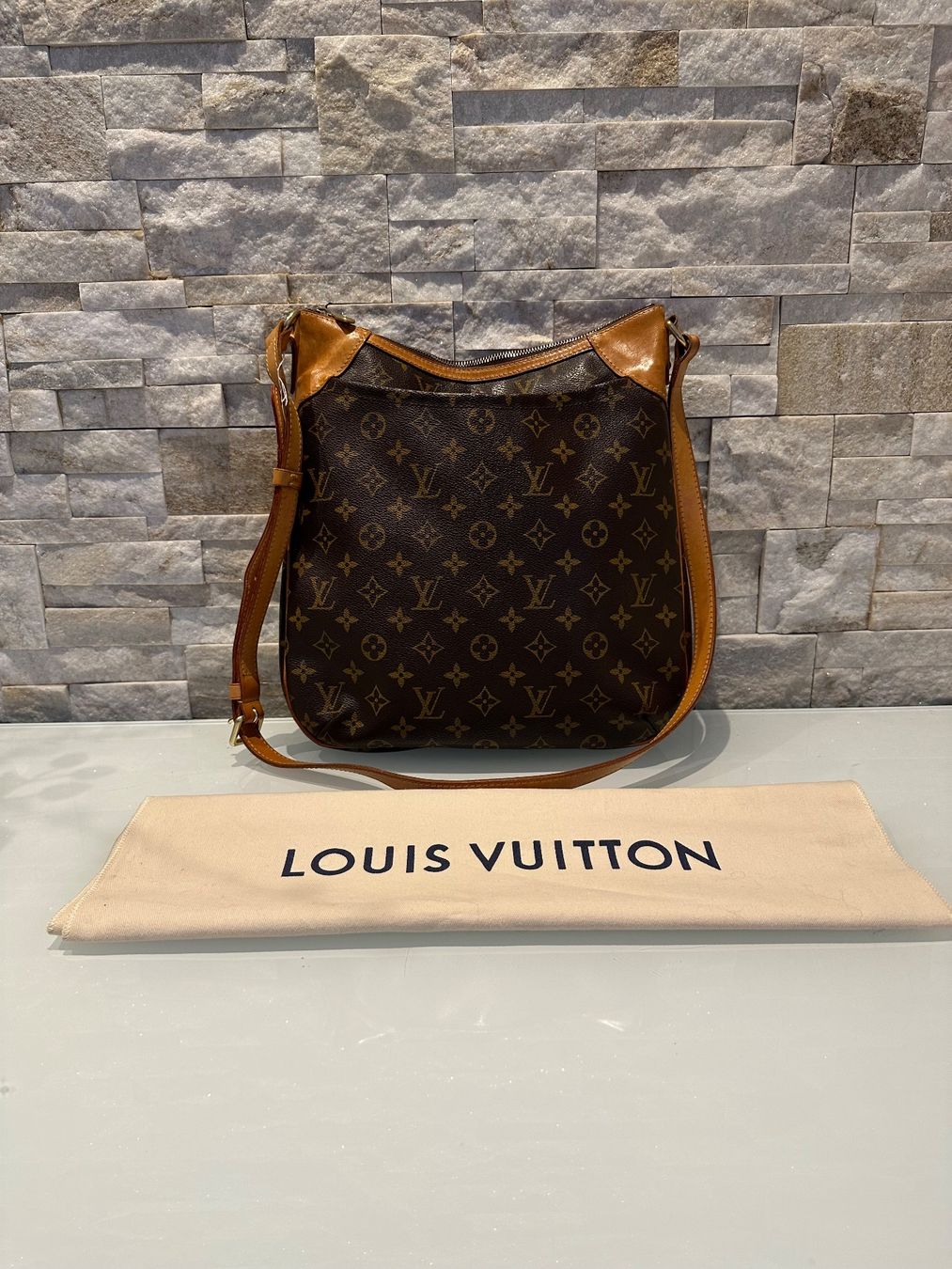 Louis Vuitton Borse da donna: Louis Vuitton Odéom MM - Nr. 1346 – Usato da Hittnau venduto da LuxAndMore
