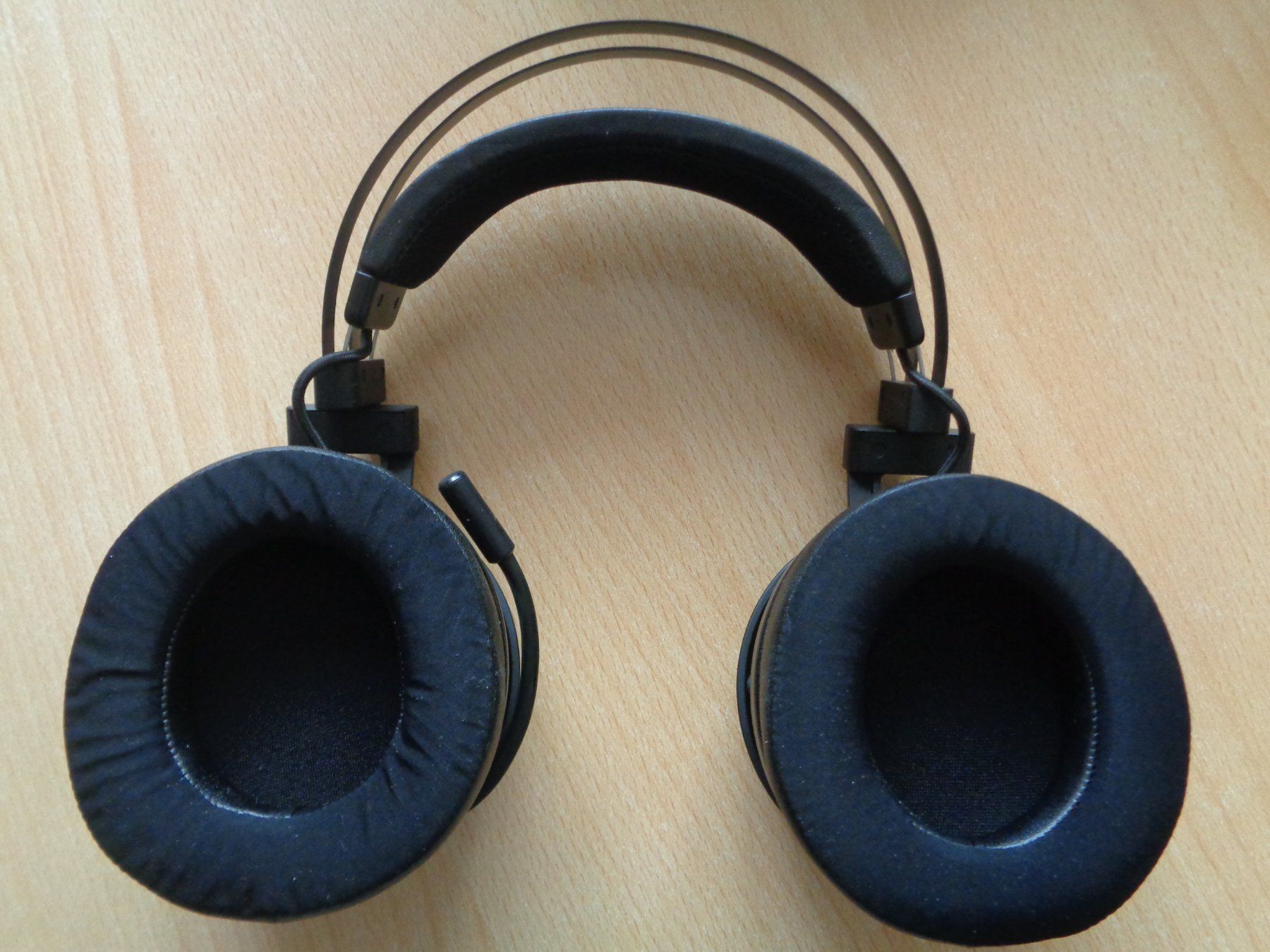 Razer Kopfhörer: Razer NARI Wireless Gaming Headset – Neu (gemäss Beschreibung) aus Dietikon von chroetli77 1