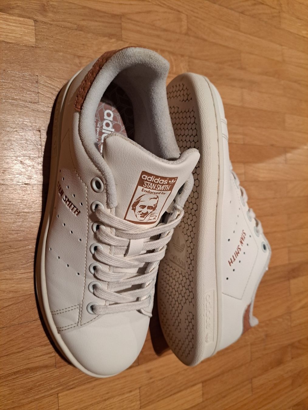 Adidas Scarpe da uomo: Baskets Adidas Stan Smith taille 38.5 – Nuovo (secondo la descrizione) da Fribourg venduto da frozzen-water 1
