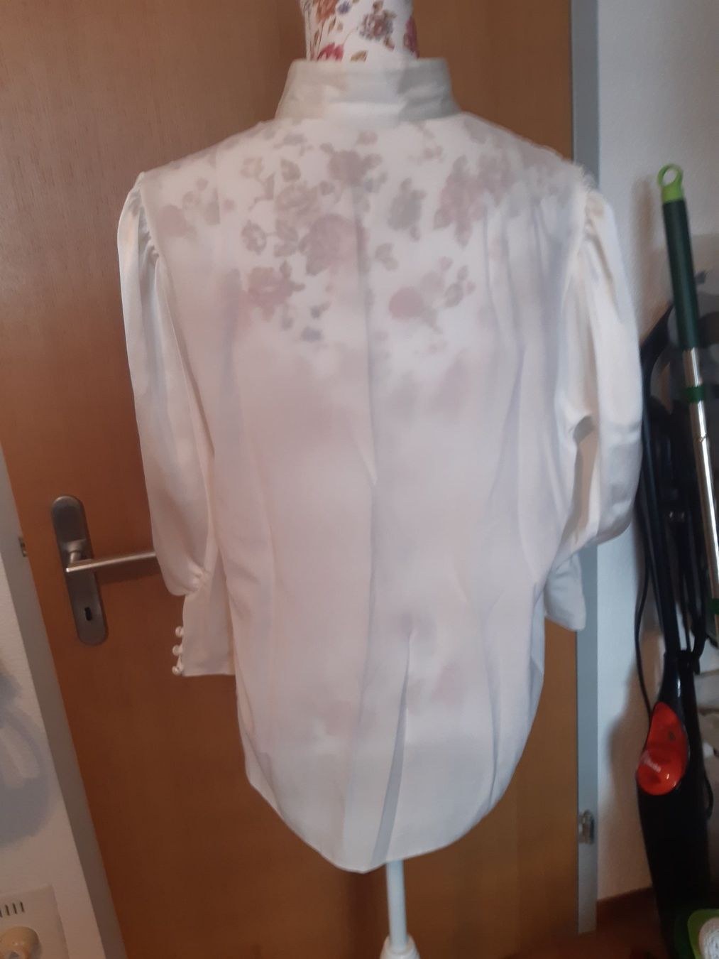 Camicette: A9 Damen Bluse Gr 40 – Nuovo (secondo la descrizione) da Landquart venduto da Snug01 1