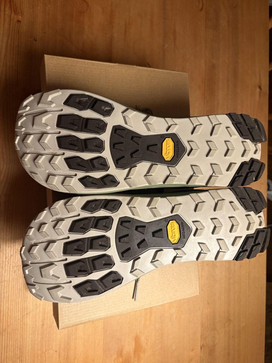 Altra Scarpe da uomo: Altra Lonepeak 9+ Trailrunning Gr.44,5 – Nuovo (secondo la descrizione) da Steg im Tösstal venduto da phi_5dvh 2