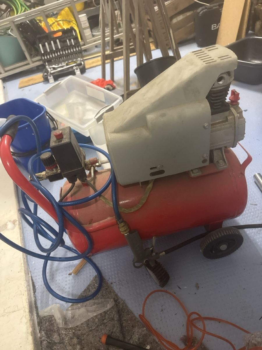 Compressori: Kompressor ARMA KP-24 Rot Gebrauchter Zustand – Usato da Bettingen venduto da ebosereview 2