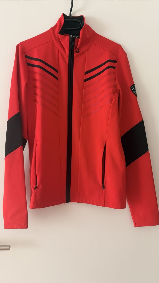 Armani Giacche: EA7 Emporio Armani Jacke, Gr.S – Nuovo (secondo la descrizione) da St. Gallen venduto da SYu_1122