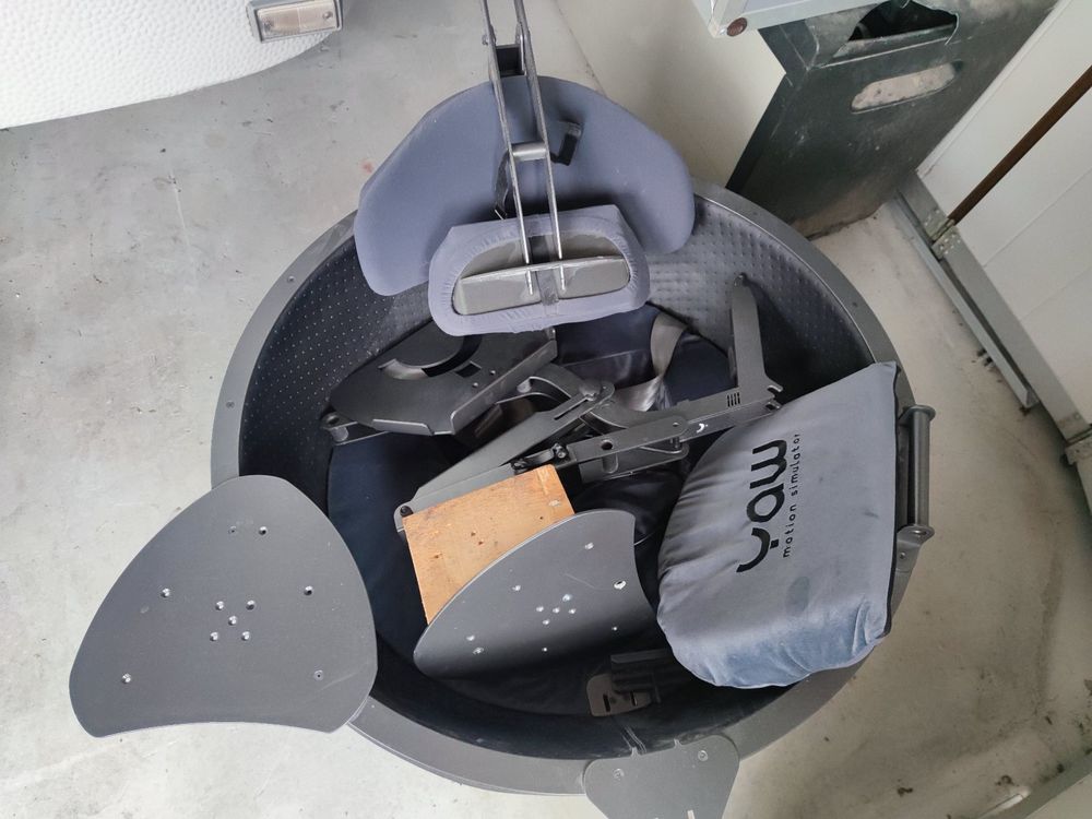 YAW VR Motion Simulator YAW1 Pro Kaufen auf Ricardo