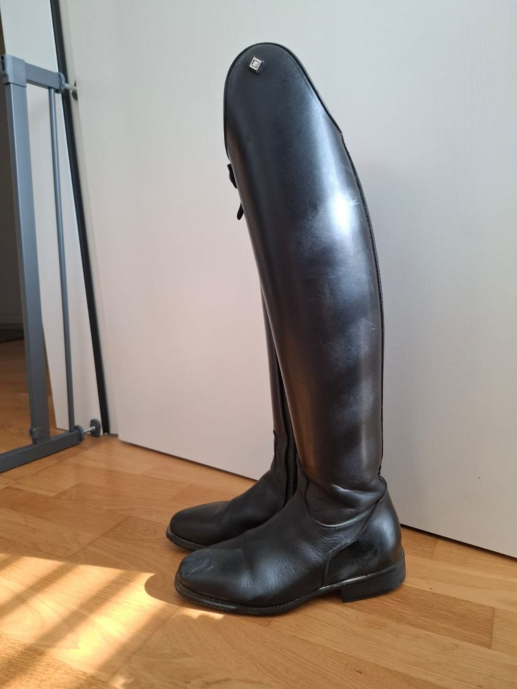 Scarpe da donna: De Niro Reitstiefel Gr.37 wenig gebraucht. – Usato da Sempach venduto da karenanu