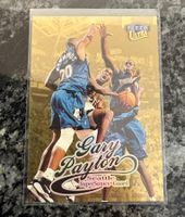 NBA Gsry Payton Fleer Ultra 98/99 Gold Medallion Card