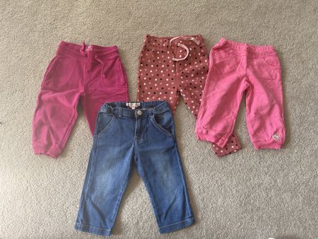 Lot de pantalon pour fille taille 80cm