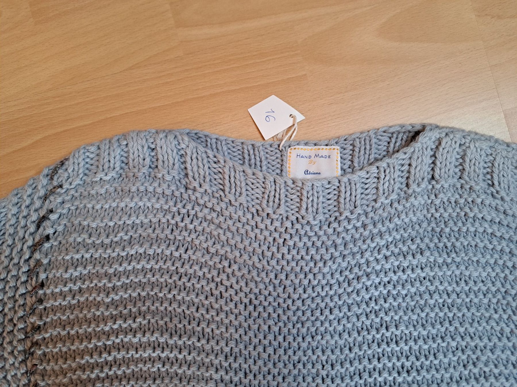 Maglioni & Felpe: Seltener Wollpulli hellblau/braunbeige. – Nuovo (secondo la descrizione) da Hettiswil venduto da san_kf5h 1