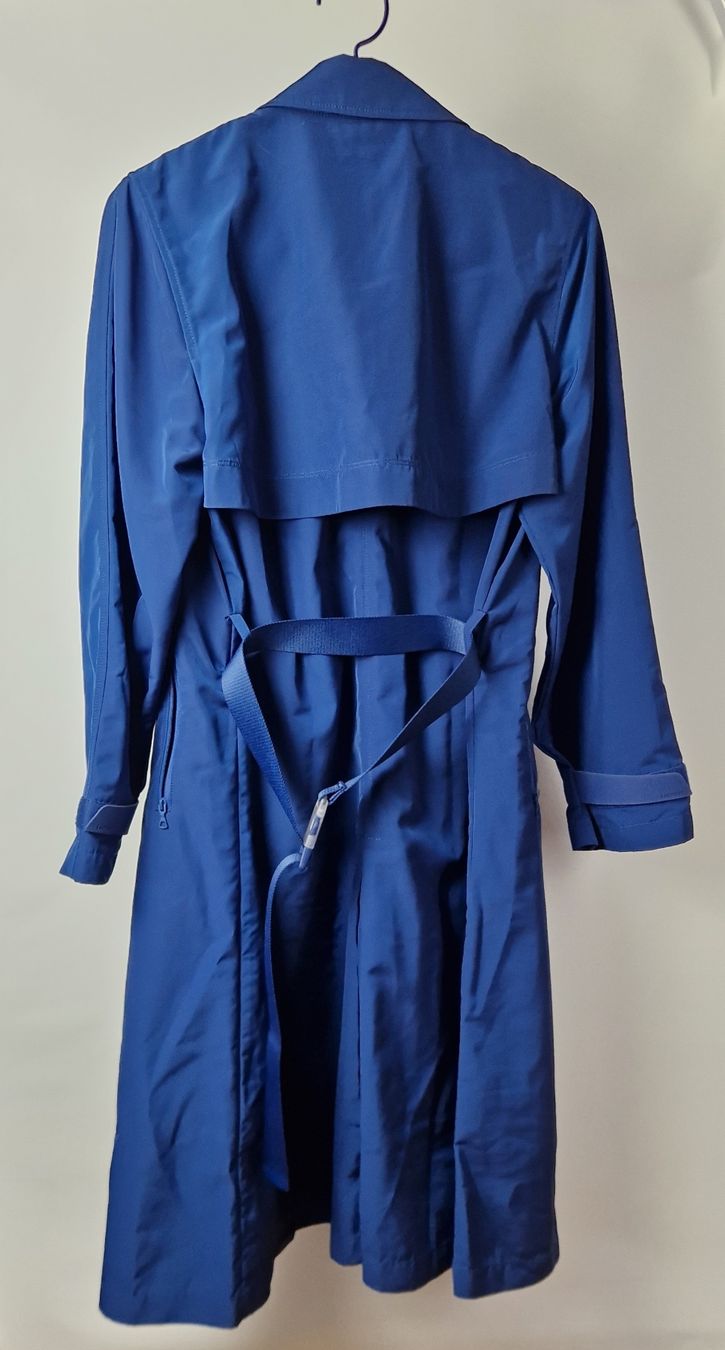 Lacoste Jacken: Lacoste Regenmantel blau – Neu (gemäss Beschreibung) aus Zürich von matisselover 2