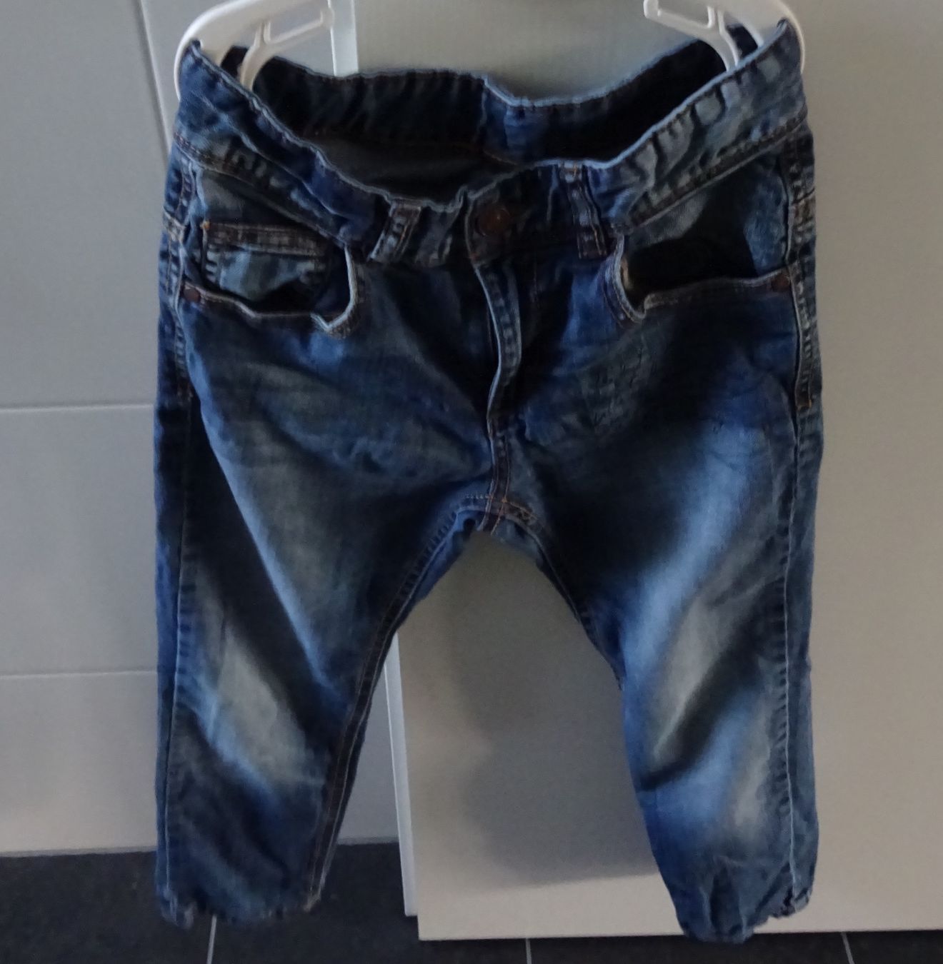 Benetton Pantaloni: Gr. 130 Jeans von Benetton – Usato da Wagenhausen venduto da M.Sieg