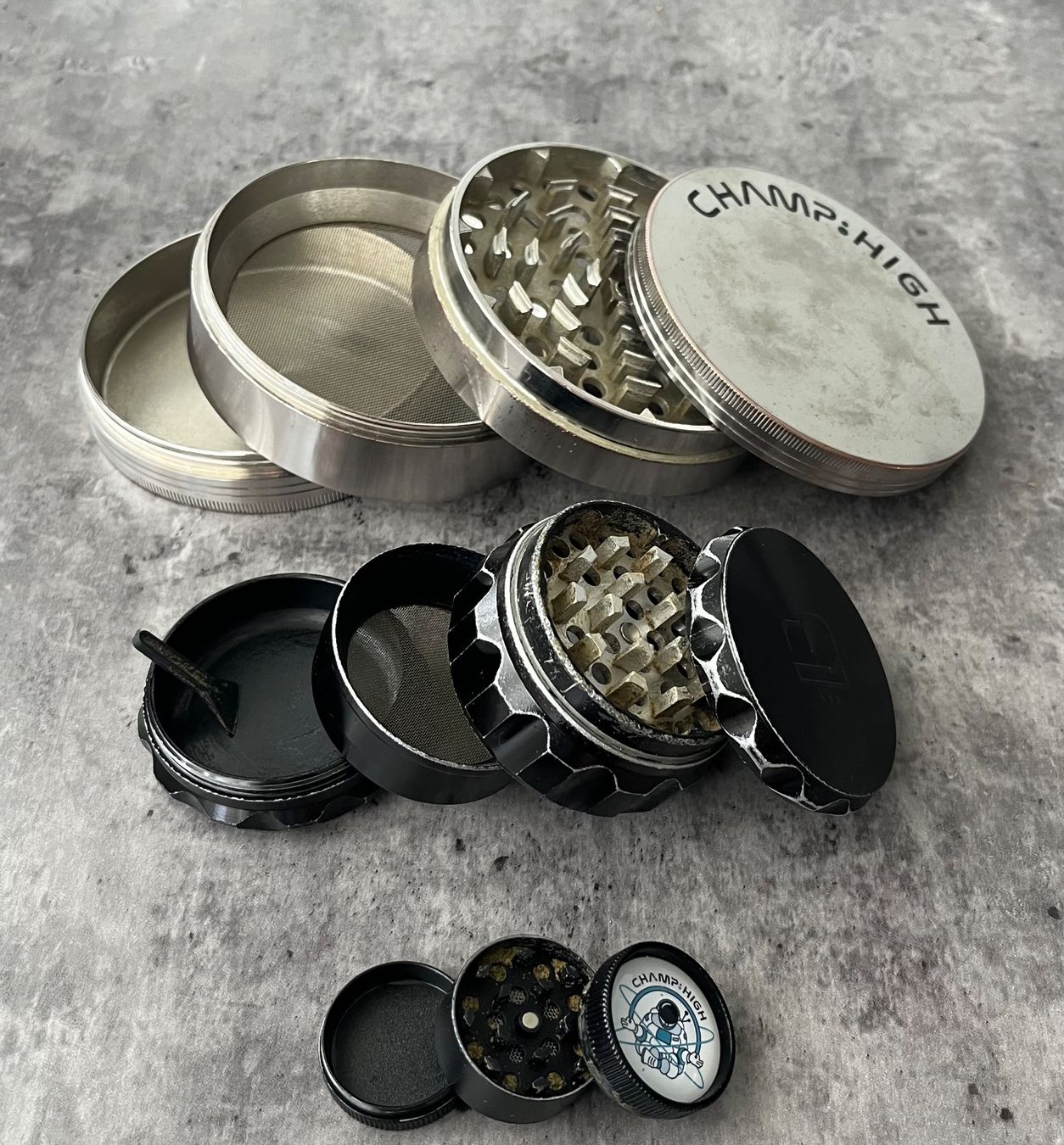 Box contenitori: Cannabis Stashbox – Usato da Gossau ZH venduto da Nn_y5l9 2
