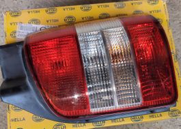 Hella Ruecklicht 2SK 008 579 mit Gebrauchsspuren VW T6
