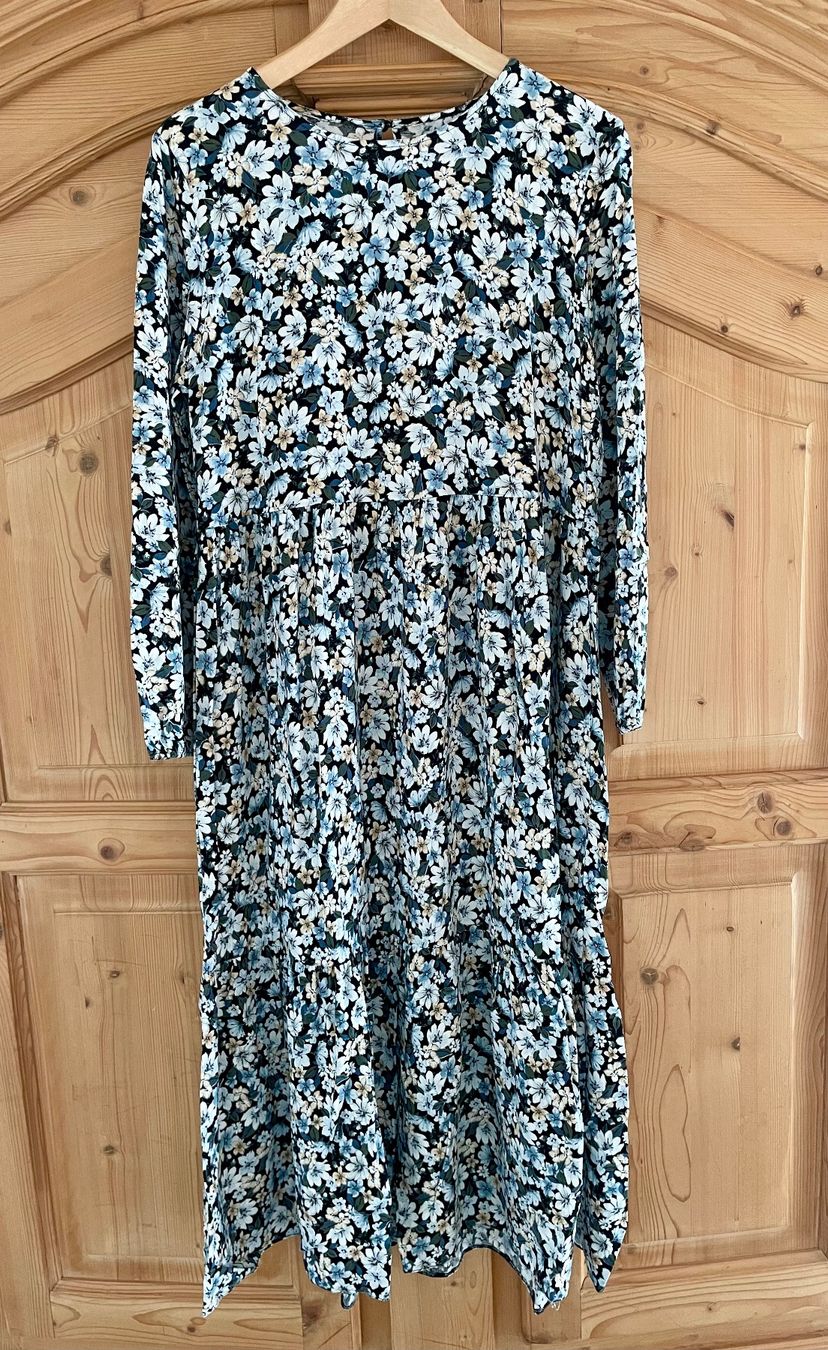 Vestiti: Neues Kleid mit Blumenmuster Gr. 40 – Nuovo (secondo la descrizione) da Eiken venduto da Kermit60