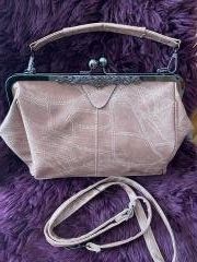 Sacs femmes: NEUE HAND-UMHÄNGE-RETRO-TASCHE – D'occasion à pratteln par Mickely1