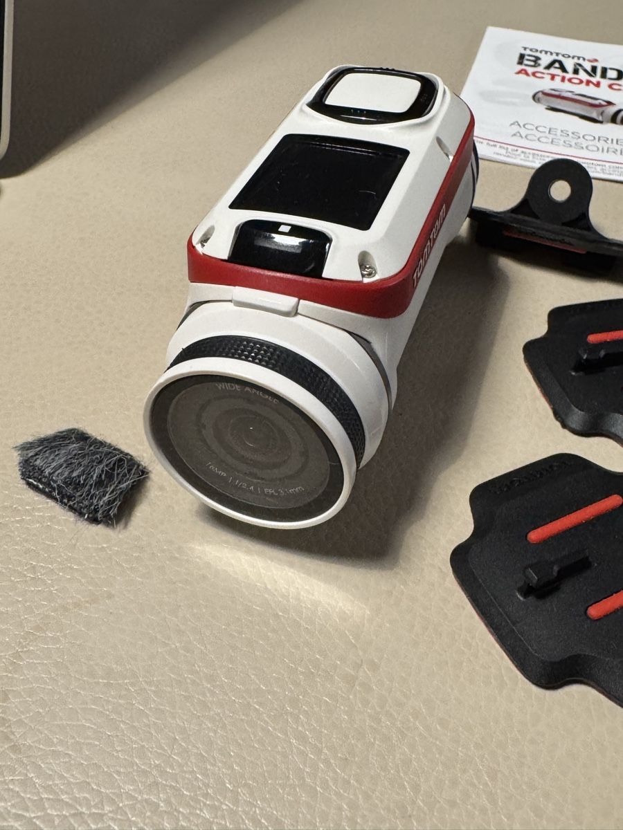 Tomtom Action Cam: Tomtom action cam 64 GB – Usato da Zürich venduto da reg_vvr6