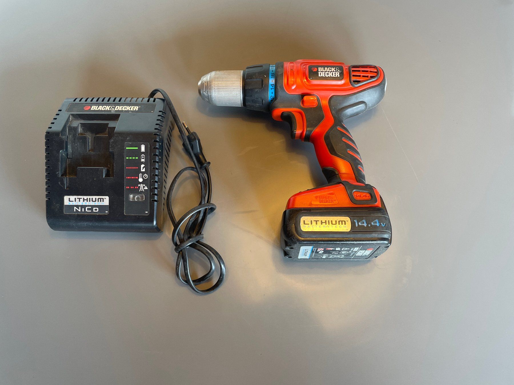 Trapani: Akkuschrauber Black & Decker HP146F4L, 14.4V – Usato da Biberstein venduto da Klingklang 1